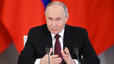 Putin'den İstanbul'da ön koşulsuz müzakere çağrısı