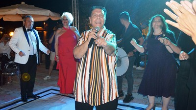 Balık Ayhan öldü mü, hastalığı neydi, neden öldü? Roman müzisyen Ayhan Küçükboyacı kimdir?