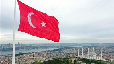 EBRD'den 2025 için yeni öngörü! 'Türkiye’de finansal riskler artıyor'