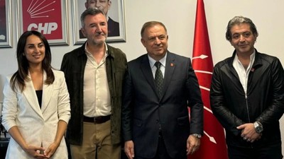 MasterChef Şefi Hazer Amani ve iş dünyasından Metin Özkan CHP’ye katıldı