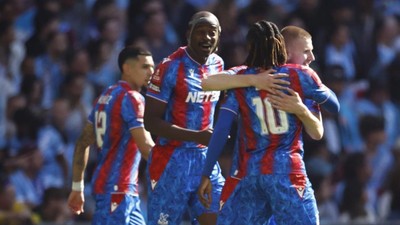 Crystal Palace, tarihinde ilk kez İngiltere FA Cup şampiyonu oldu