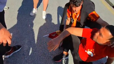 Kadıköy’de Galatasaraylı taraftara silahlı saldırı 