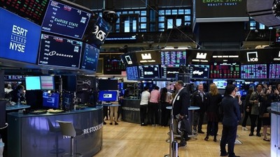 New York Borsası düşüşle açıldı