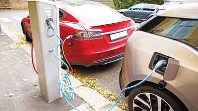 Kaliforniya’nın elektrikli araç planı durduruldu