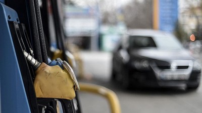 Benzin, motorin ve LPG'ye zam, indirim var mı?