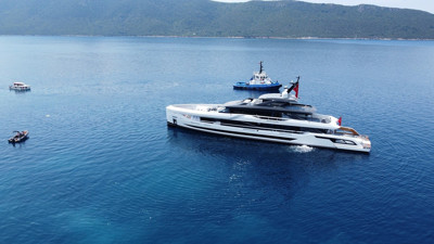 Yerli üretim süper yat hazır: Bodrum'da üretilen 'Legasea' denize indirildi