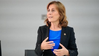 Seyhan Belediye Başkanı Oya Tekin kimdir? Oya Tekin neden gözaltına alındı?