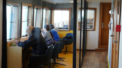 İstanbul'da vapurda ofis keyfi başladı