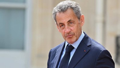 Fransa'nın eski Cumhurbaşkanı Sarkozy’nin cezası kesinleşti, onur nişanı geri alındı