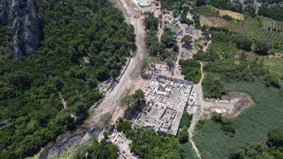 Olympos Antik Kenti'nde 270'ten fazla gizli mezarlık ziyarete açıldı!