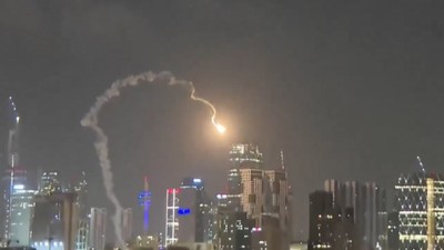 İsrail'in arızalanan füze sistemi Tel Aviv'i vurdu! İşte o görüntüler
