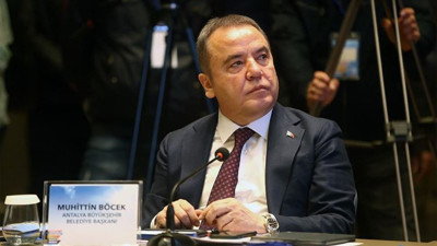 Antalya Büyükşehir Belediye Başkanı Muhittin Böcek kimdir? Kaç yaşında? Nereli? Neden gözaltında?