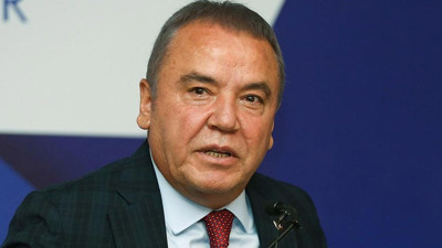 Son dakika: Muhittin Böcek görevden uzaklaştırıldı
