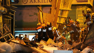 İstanbul Beyoğlu’nda patlama: Valilikten açıklama geldi