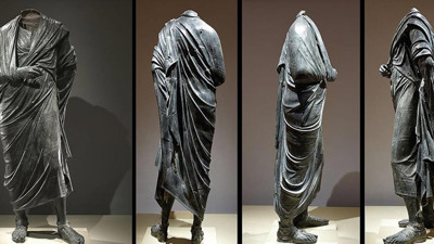 Türkiye'ye getirilen Marcus Aurelius heykeli, Millet Kütüphanesi'nde ziyaretçilere açıldı