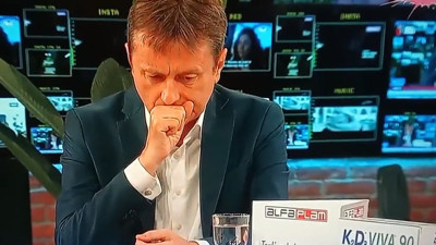 Sırp Bakan canlı yayında beyin kanaması geçirdi! İşte o anlar