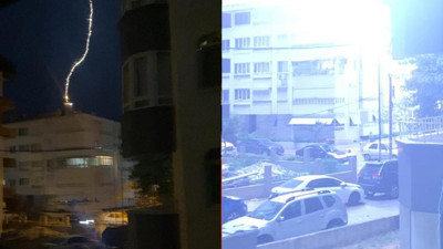 Erdek'te apartmana yıldırım düştü: O anlar kameralara yansıdı