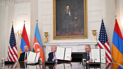 Savaş sayfası kapandı: Azerbaycan ve Ermenistan arasındaki ortak deklarasyonun metni yayımlandı