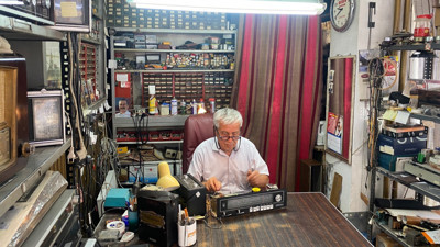 Mesleğin son temsilcilerinden: 15 yaşında başladı, 77 yaşında devam ediyor!