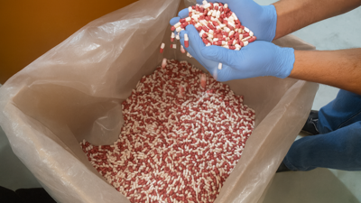 İstanbul'da uyuşturucu operasyonu: 7 milyondan fazla hap ele geçirildi