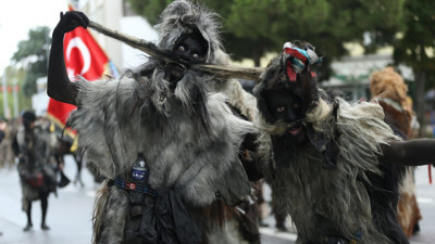 Balıkesir'in kurtuluş yıl dönümü geleneği: Tülütabaklar büyük ilgi gördü