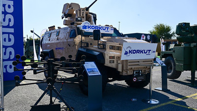 ASELSAN'ın "dron avcısı" yurt dışında ilk kez sergilendi