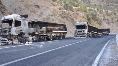 PKK'lılar TIR'ları ateşe verdi