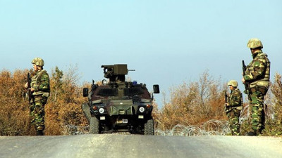 Irak sınırına askeri sevkiyat