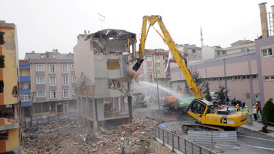 Her gün 50 konut yıkılıyor