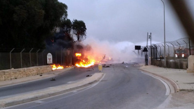AB yetkililerini taşıyan uçak düştü