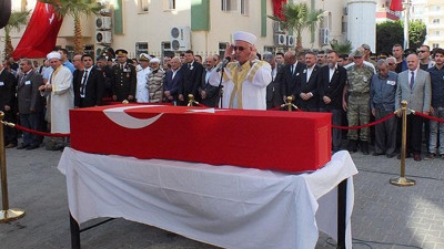 Şehitlerimizi uğurluyoruz