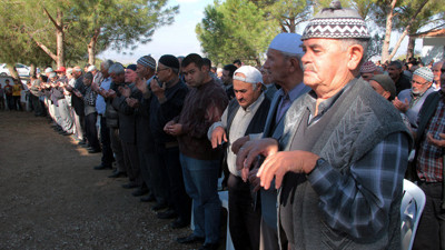 Zeytin için yağmur duasına çıktılar