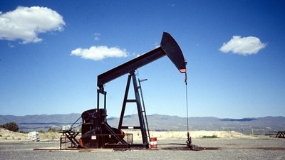 Petrol 51 doların üzerinde denge arıyor