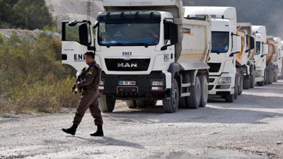 Antalya'da jandarmaya ateş