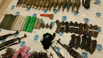 Van'da çok sayıda silah ele geçirildi