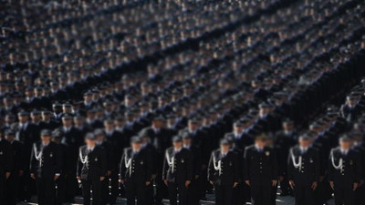 Yeni KHK'larla binlerce kişi ihraç edildi