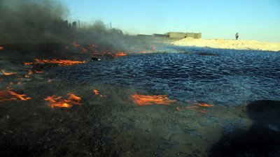 Aylardır söndürülemiyor