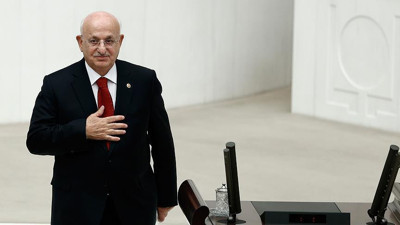 Kahraman'dan Öğretmenler Günü mesajı