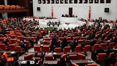 Cinsel istismar önergesinin çıkarıldığı tasarı Meclis'ten geçti