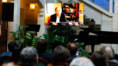 Rusya'dan Orhan Pamuk'a edebiyat ödülü