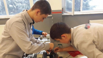 Çırak ve stajyerlere maaş geliyor