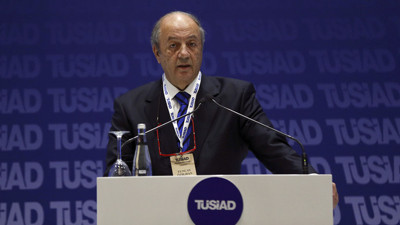 "TL'deki değer kaybı can sıkıyor"