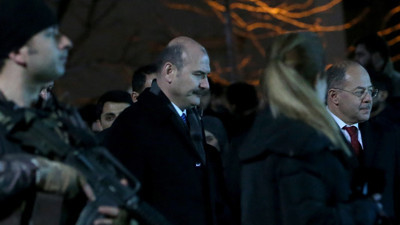 Bakanlar, yaralıları ziyaret etti