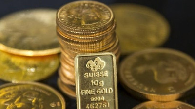 Altın 10 ayın en düşük seviyesini gördü