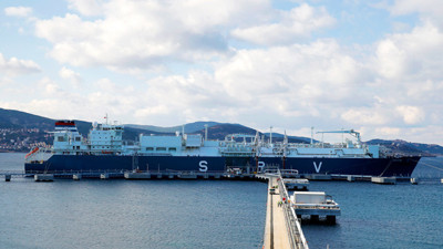 Yüzen tesisle 5 milyar metreküp doğalgaz