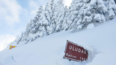 Uludağ'da kar kalınlığı 90 santimetre