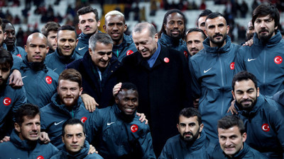 Yıldızlar, şehitler için ter döktü