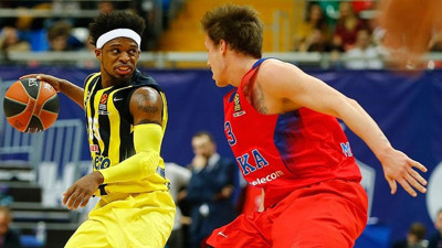 Fenerbahçe son şampiyonu devirdi