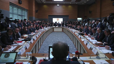 Anayasa teklifinin ilk iki maddesi kabul edildi