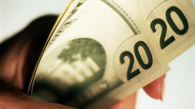 Doları enflasyon frenledi